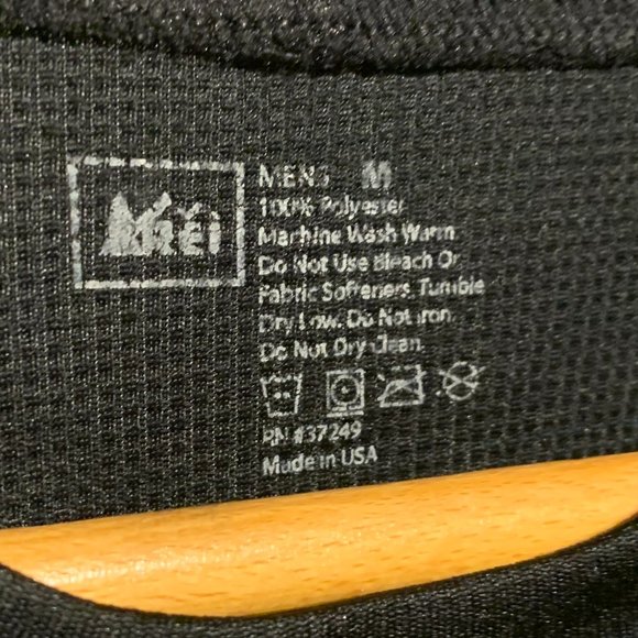 REI long-sleeve pullover - Men's Medium - Picture 2 of 8